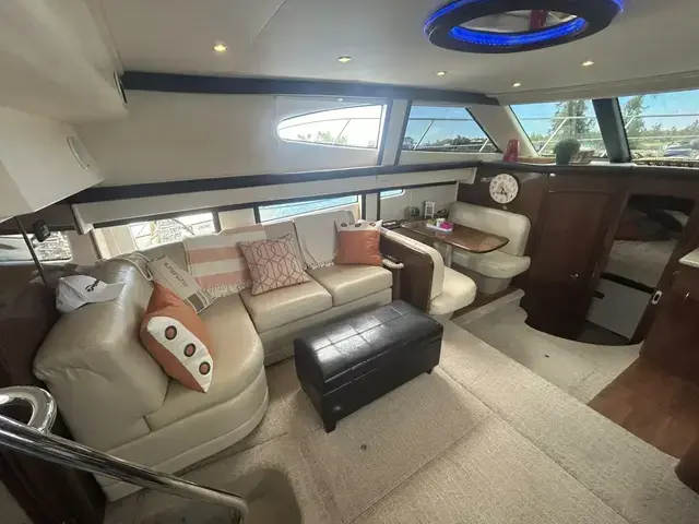 Carver 41 Cockpit Motor Yacht