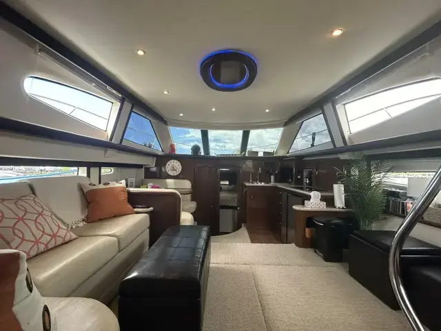 Carver 41 Cockpit Motor Yacht