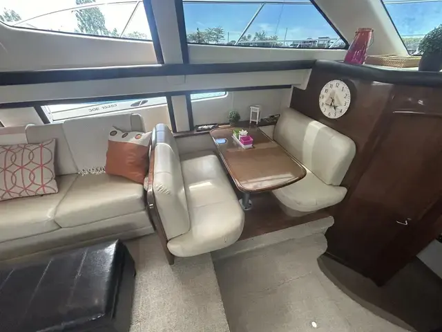 Carver 41 Cockpit Motor Yacht