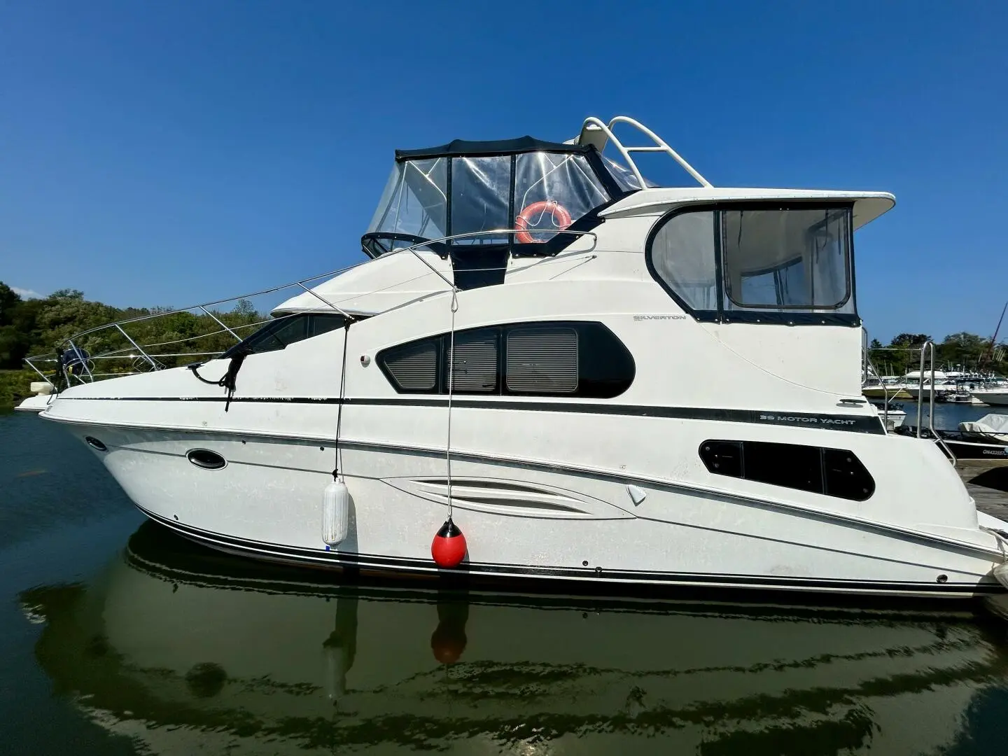 2007 Silverton 39 motor yacht