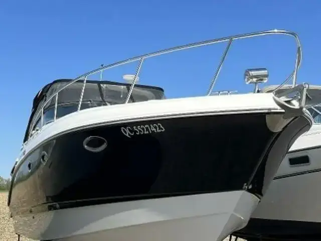 Chaparral 330 Signature