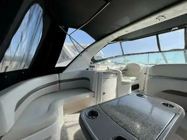 Chaparral 330 Signature