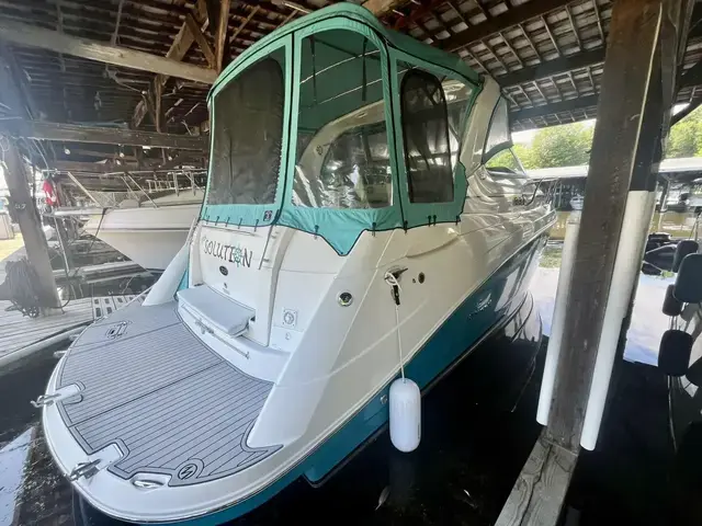 Rinker 330 Express Cruiser