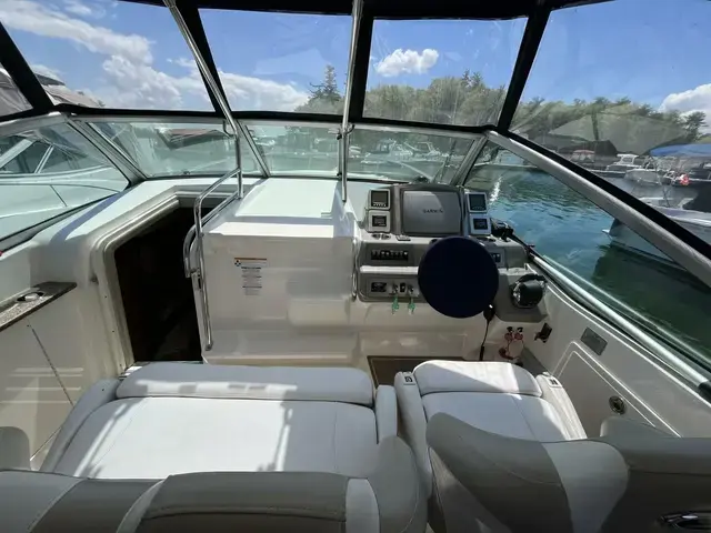 Chaparral 330 Signature