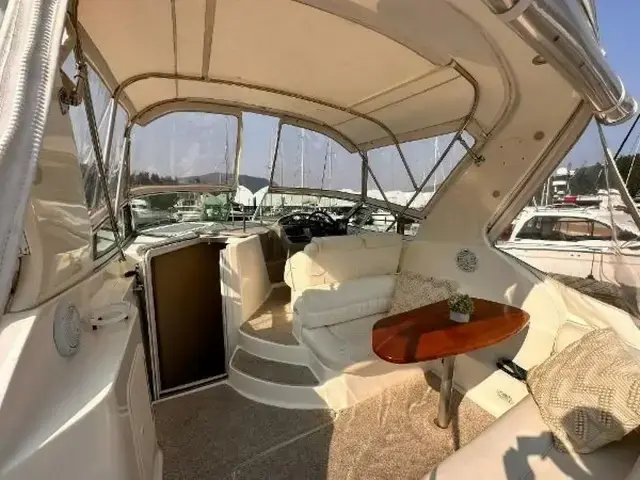 Cruisers Yachts 280 CXI