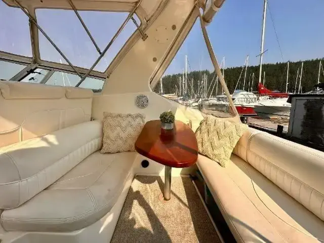 Cruisers Yachts 280 CXI