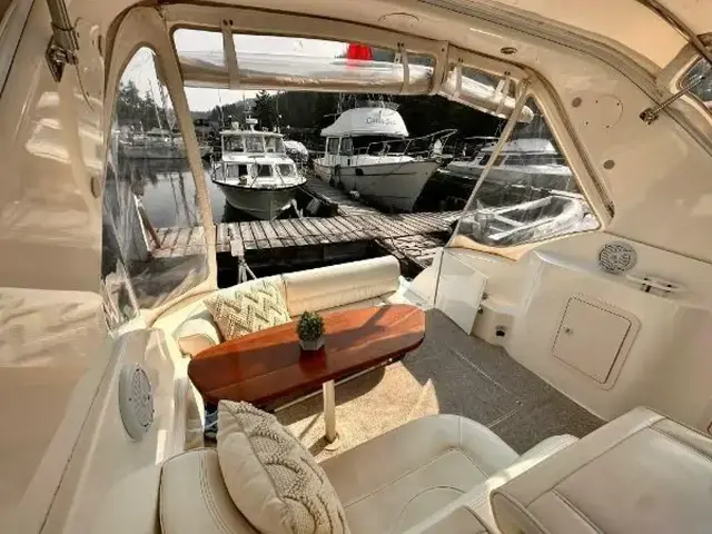 Cruisers Yachts 280 CXI