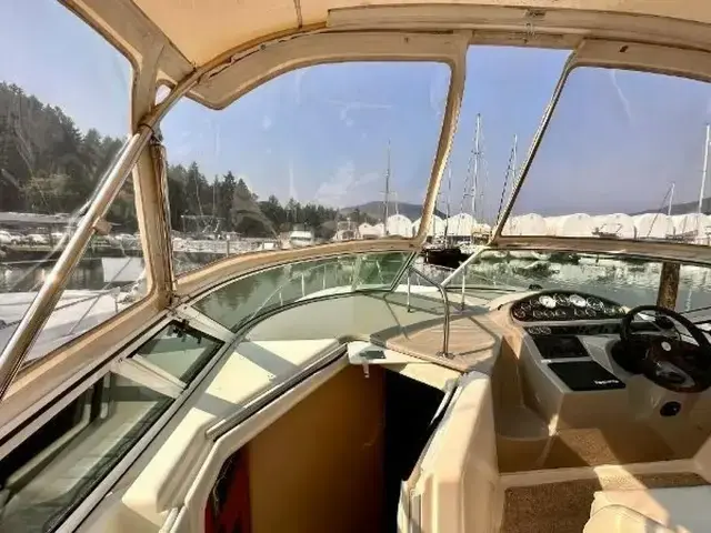 Cruisers Yachts 280 CXI