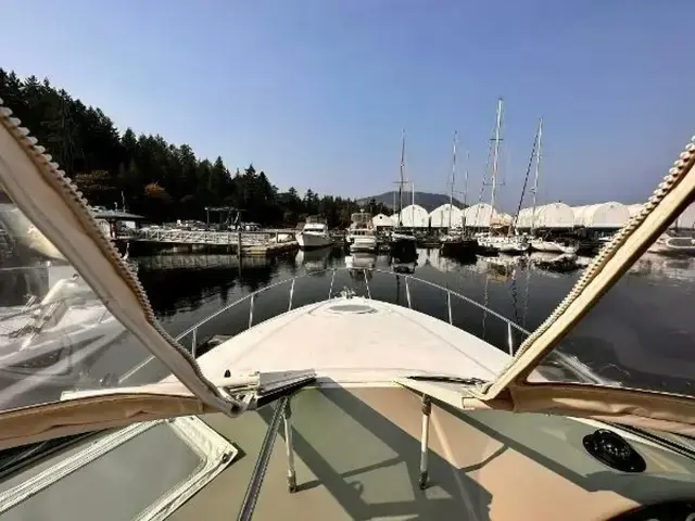 Cruisers Yachts 280 CXI