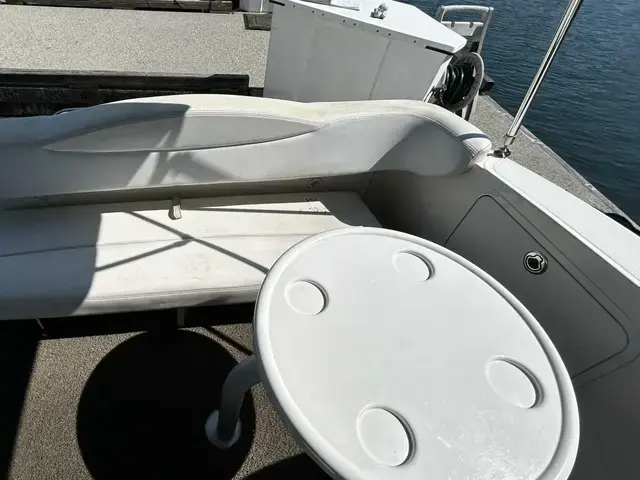 Sea Ray 280 Sundancer