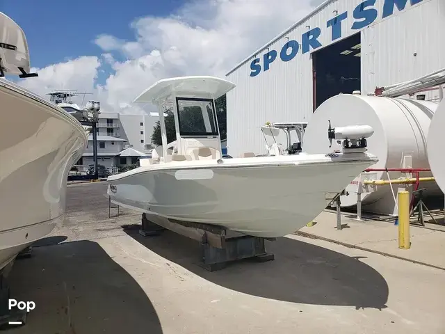 Robalo 246 Cayman