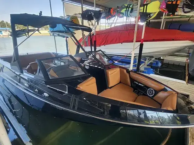 Axis Boats T23