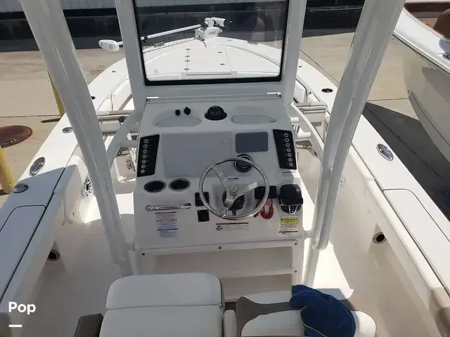 Robalo 246 Cayman