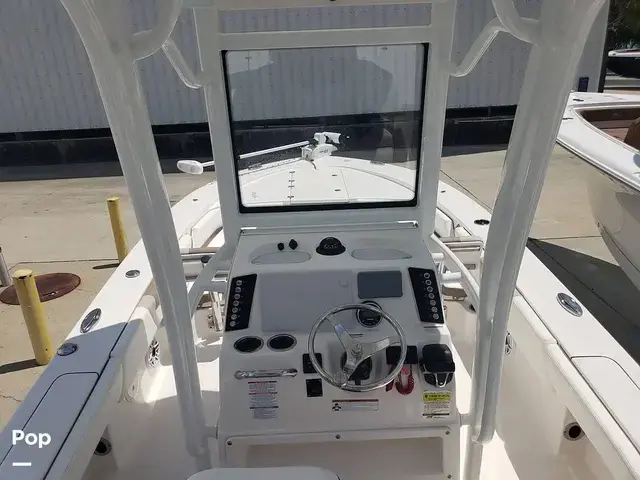 Robalo 246 Cayman