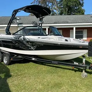 2011 Super Air Nautique 210 Team Edition