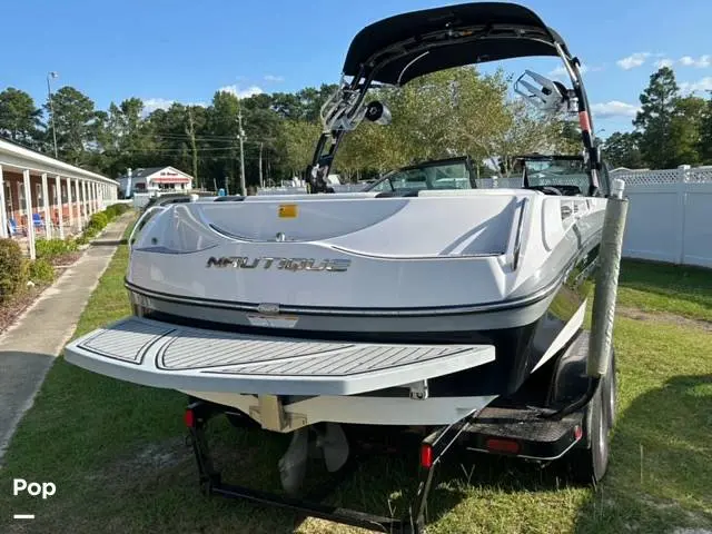 2011 Nautique 210 team edition