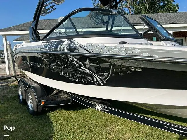 2011 Nautique 210 team edition