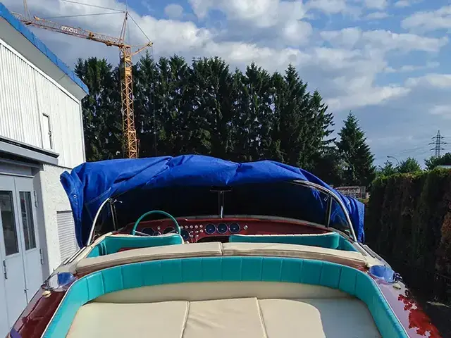 Riva Aquarama