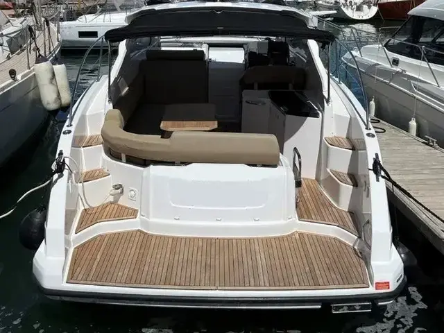 Azimut Atlantis 34