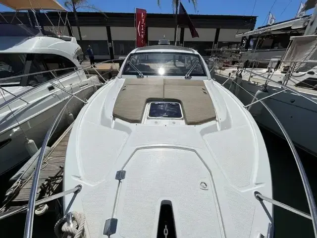 Azimut Atlantis 34