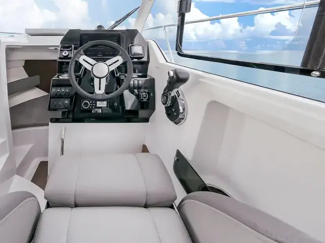 Beneteau Antares 8