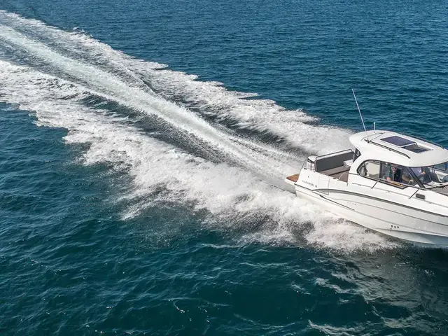 Beneteau Antares 8