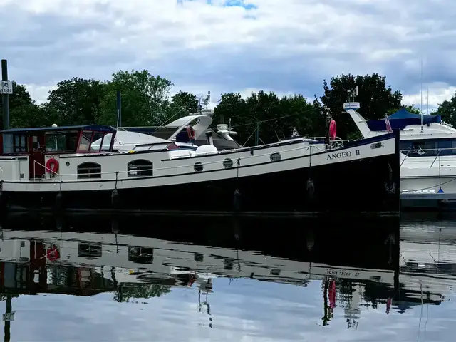 Central Craftworks Ltd 16.8m Replica Dutch Barge