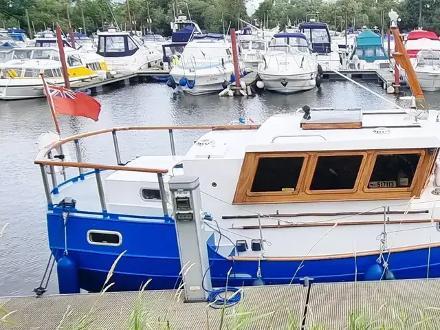 West Riding Marine 30' Steel Cruiser