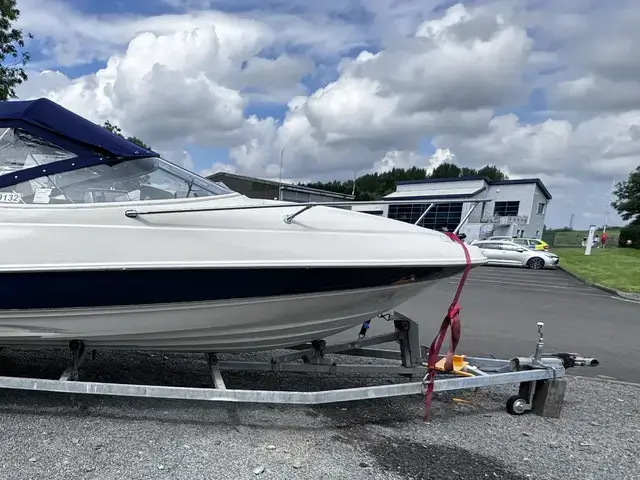 Bayliner 2052 Capri