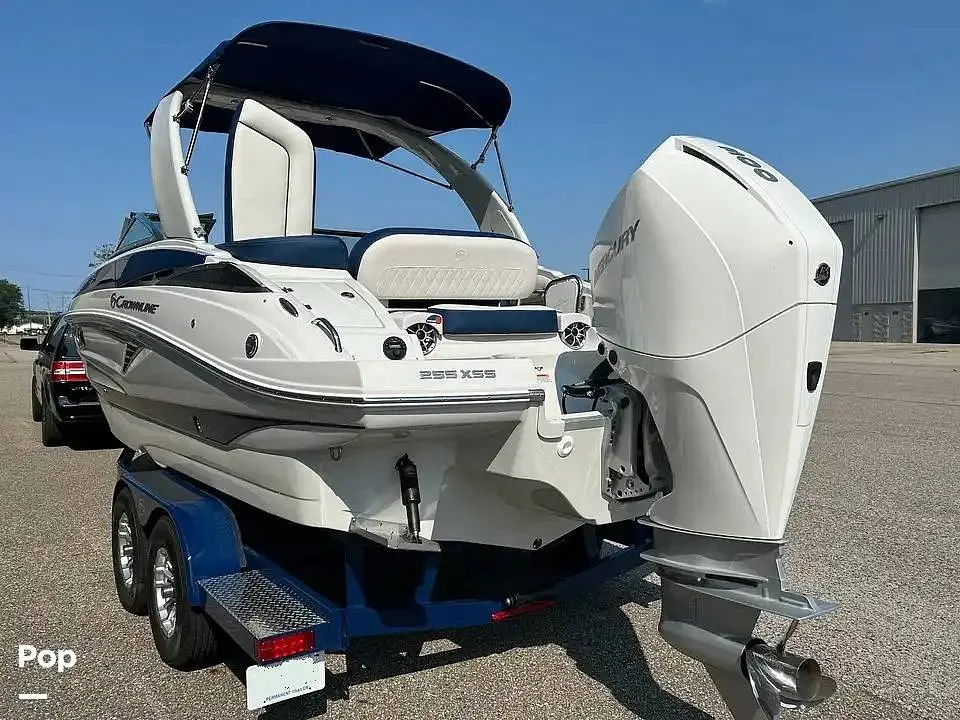 2021 Crownline 255 ss