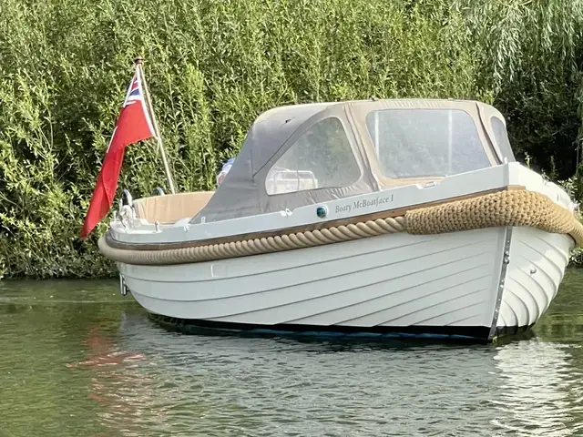 Interboat 20