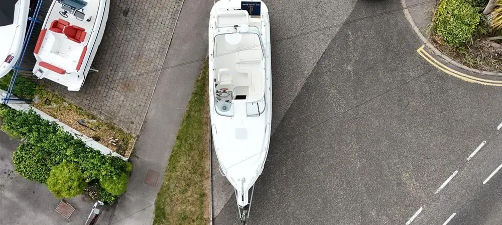 2000 Wellcraft 2600 martinique