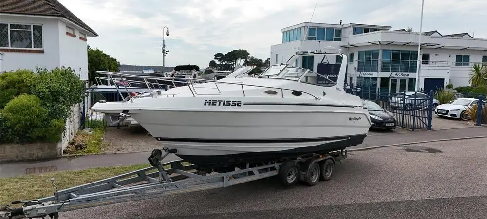 2000 Wellcraft 2600 martinique