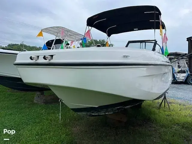 Bayliner DX2200