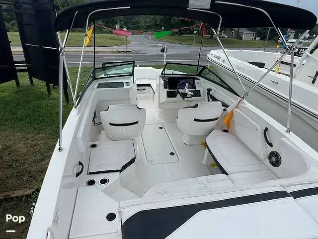 Sea Ray 210 SPX