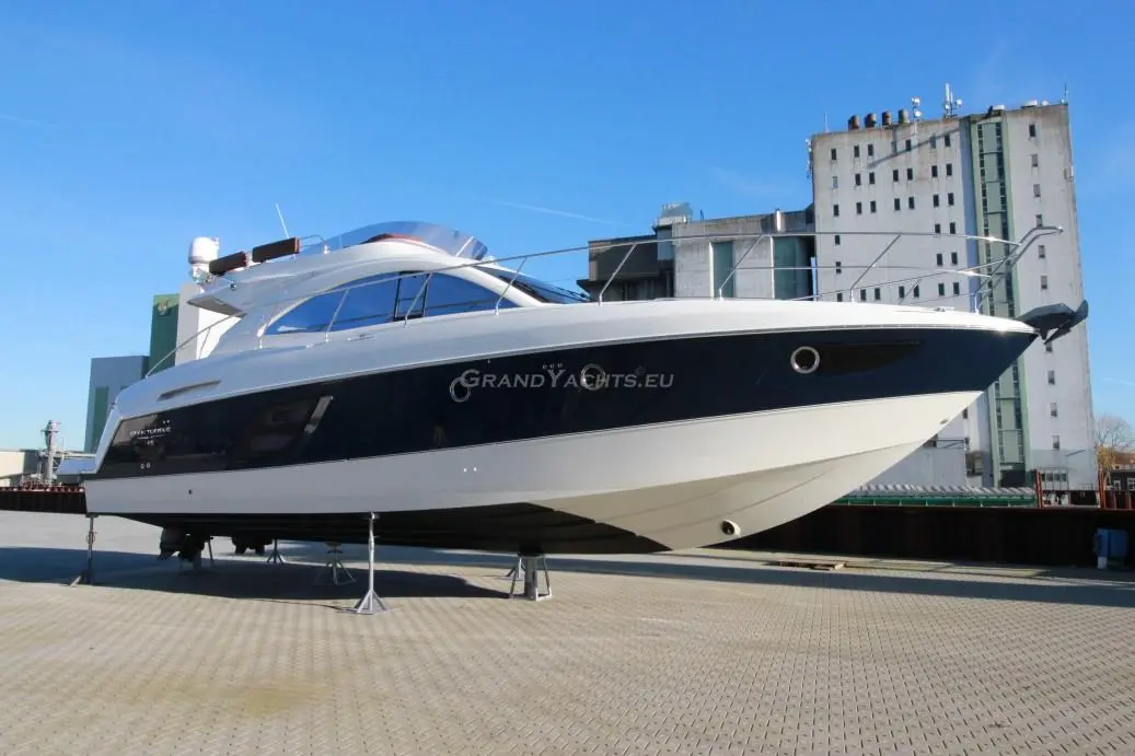 2013 Beneteau gran turismo 49