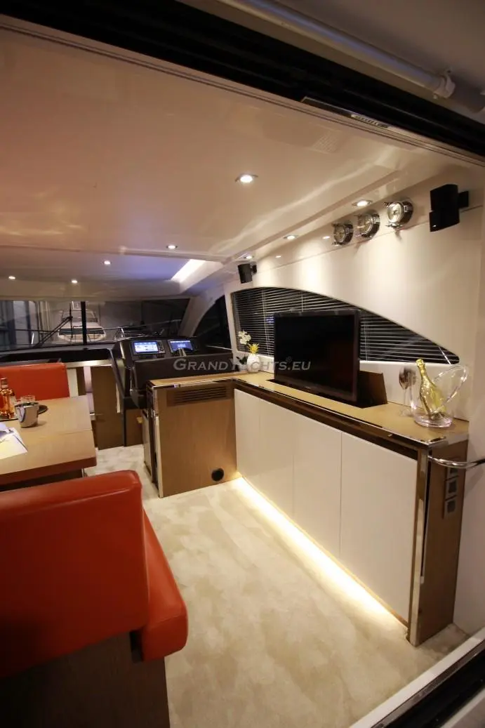 2013 Beneteau gran turismo 49