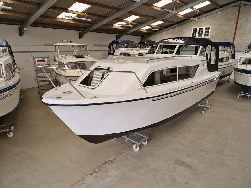 2024 Viking 260 wide beam highline spec