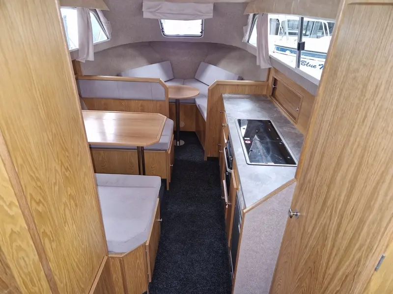 2024 Viking 260 wide beam highline spec