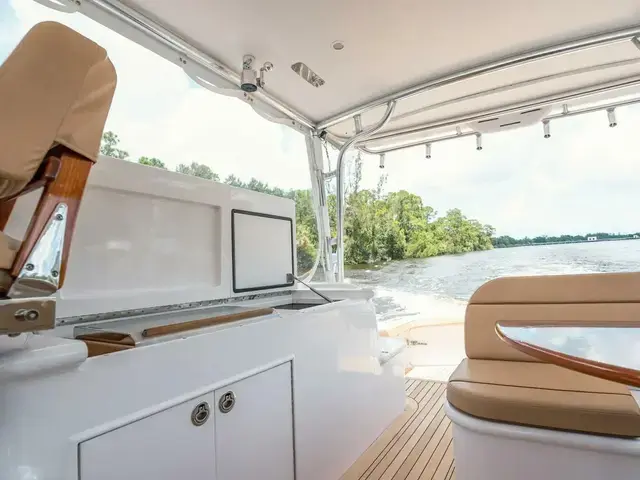 Winter Custom Yachts 38 Express