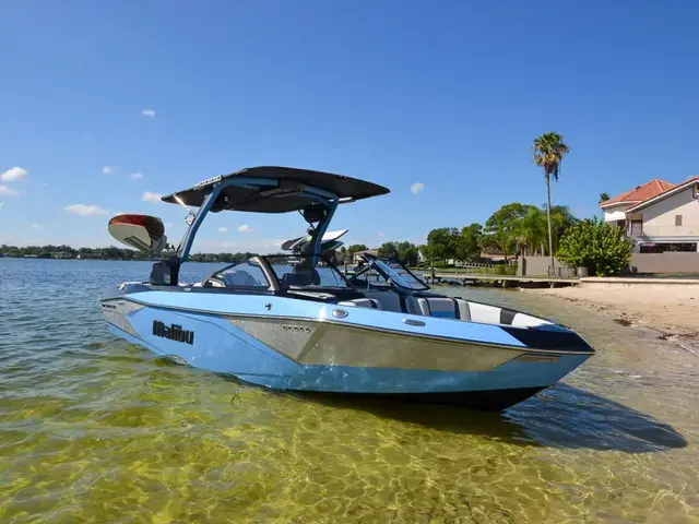 Malibu 23 LSV