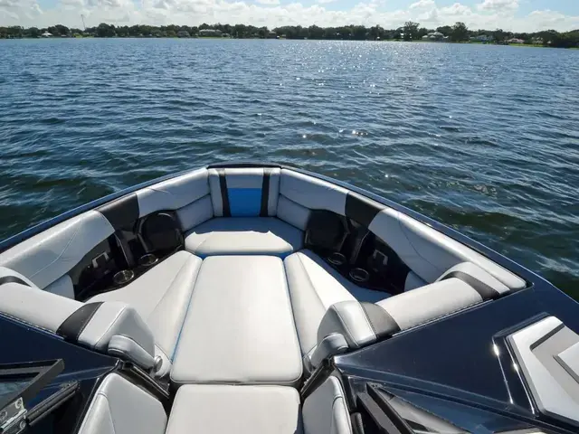 Malibu 23 Lsv