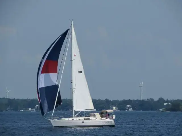 Catalina 355