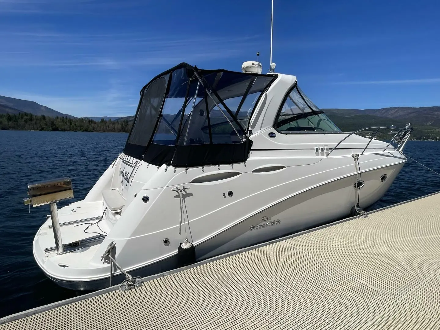 2007 Rinker express cruiser 350