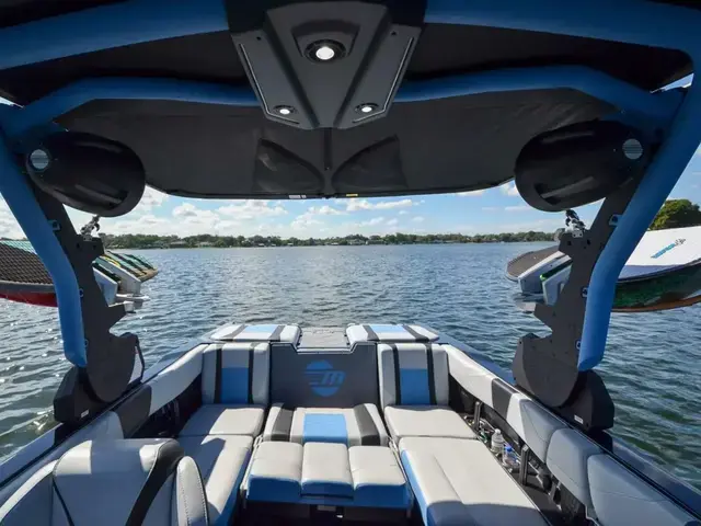 Malibu 23 Lsv