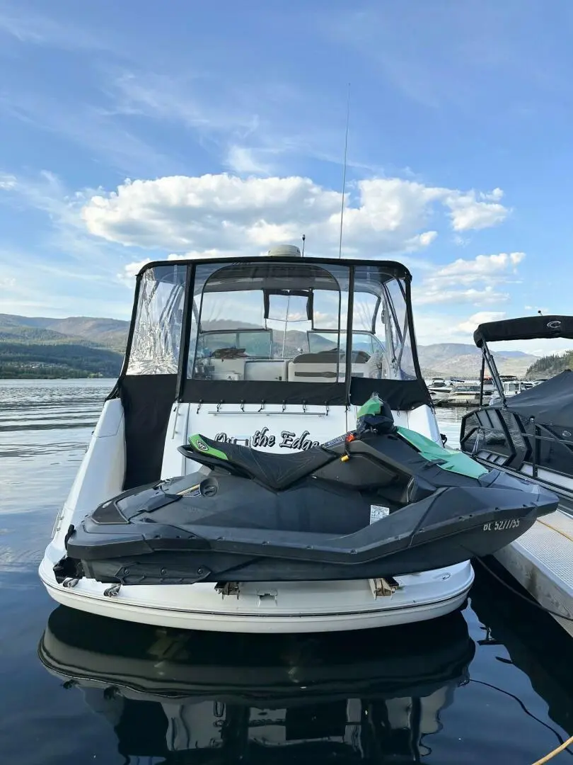 2007 Rinker express cruiser 350