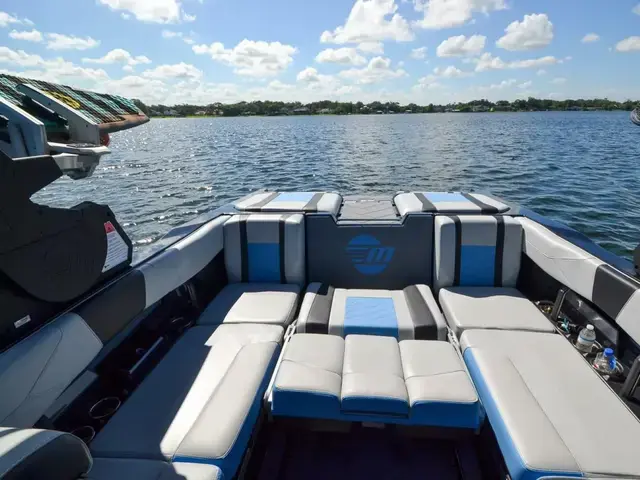 Malibu 23 Lsv