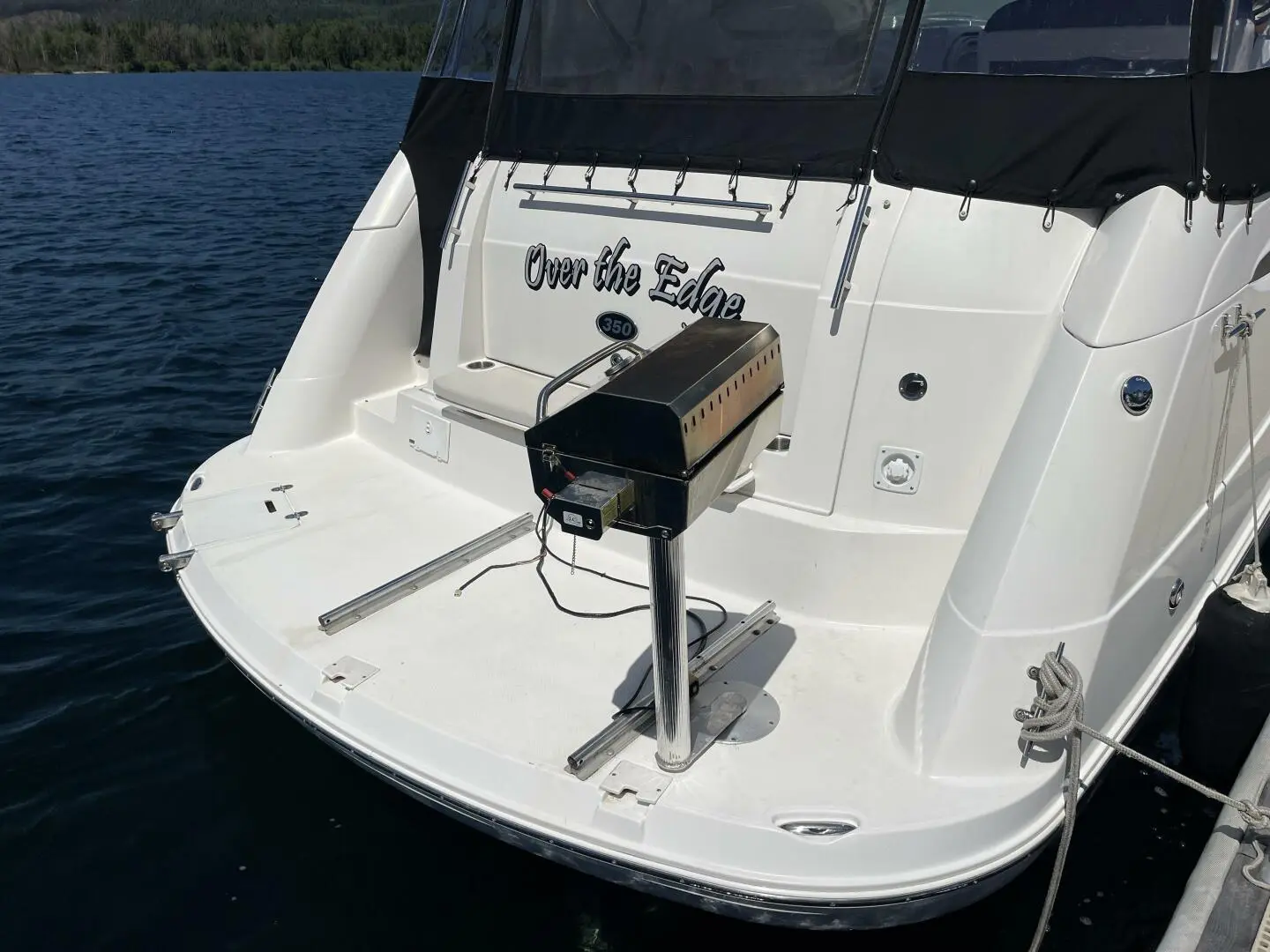 2007 Rinker express cruiser 350