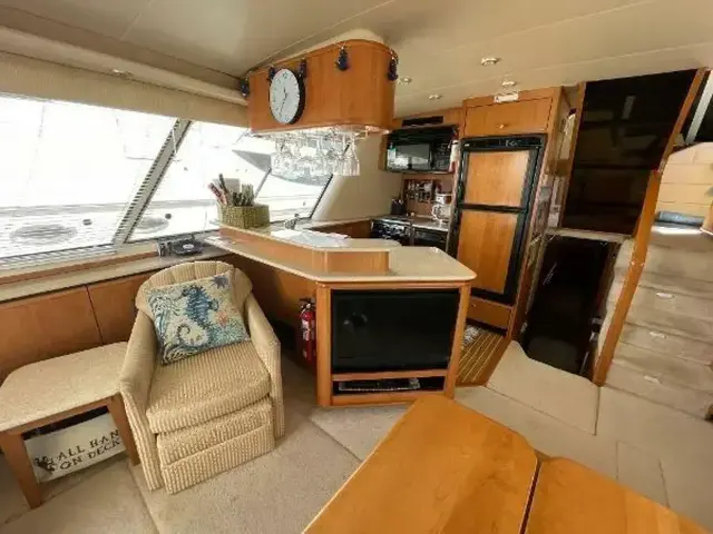 Meridian 490 Pilothouse