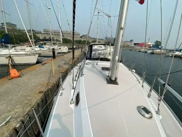 Catalina 355